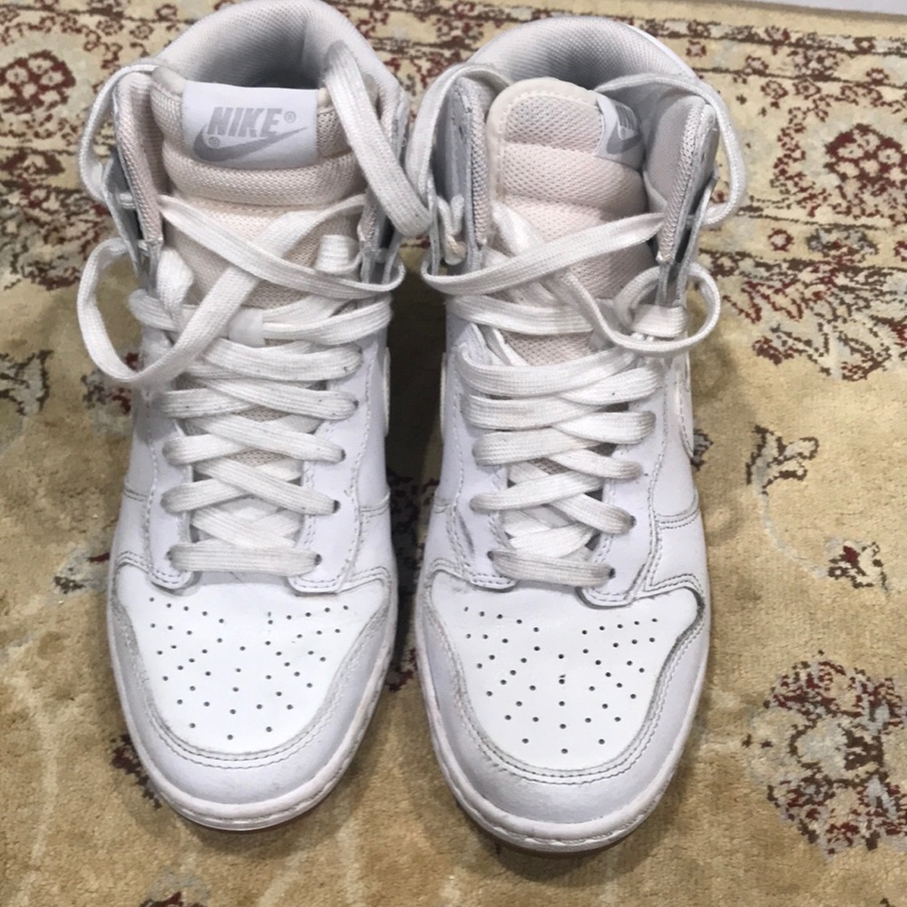 Nike “Dunk Hi” Wedge Sneakers